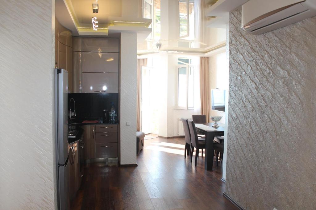 Gorgiladze Seaside Apartment room 5
